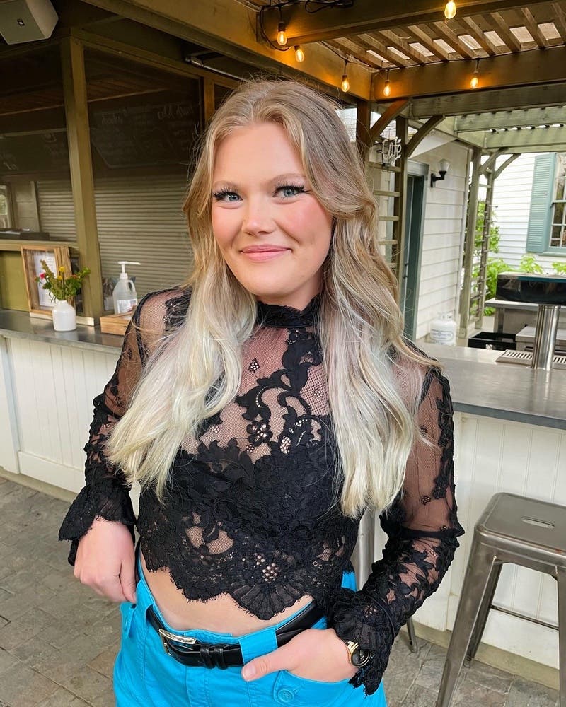 トップス Catherine ZW COLLECTION ASYMMETRIC FLOWER TOP - White | ZARA United States