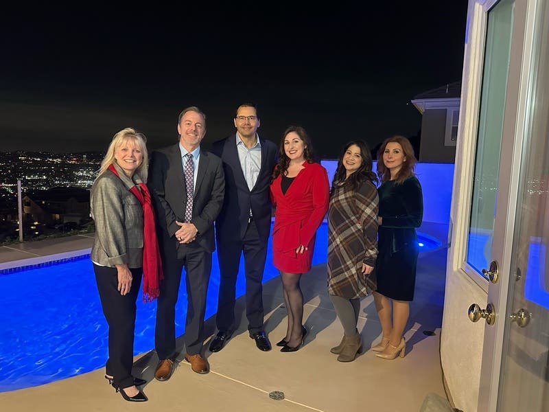 review thumbnail images 1