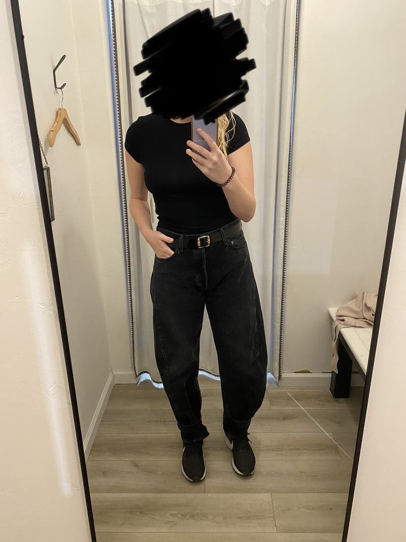 Agolde Cleo Jean in Twisted デニムパンツ Agolde Cleo Jean in Twisted デニムパンツ