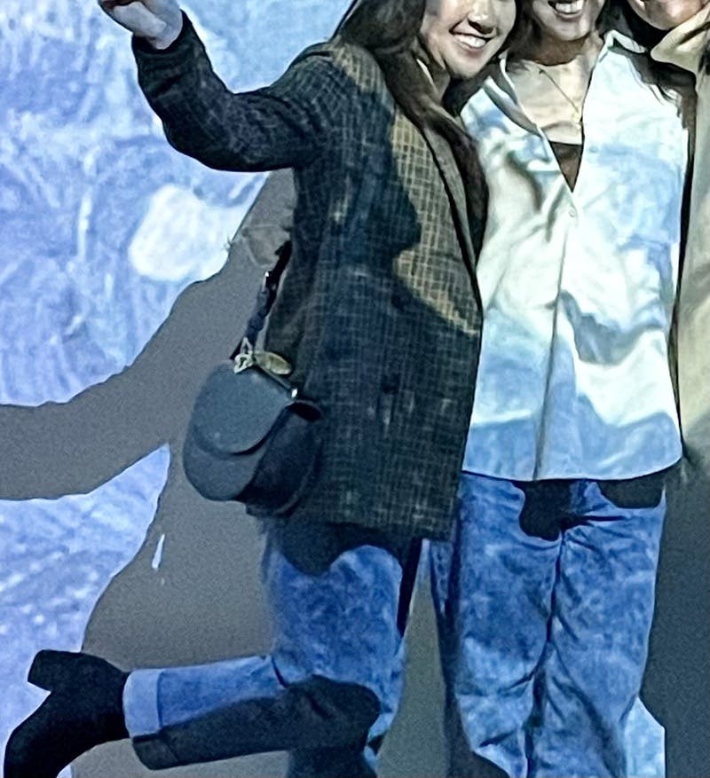 review thumbnail images 18