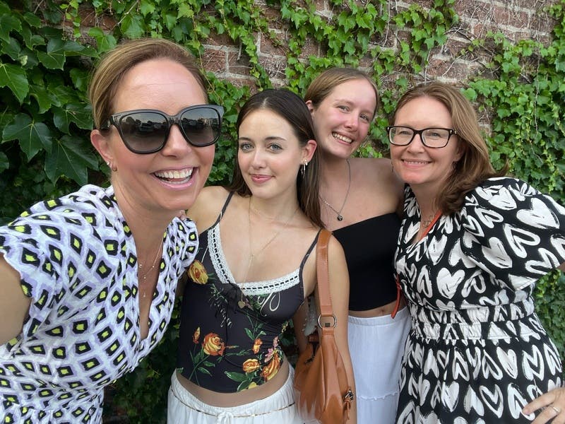 review thumbnail images 0