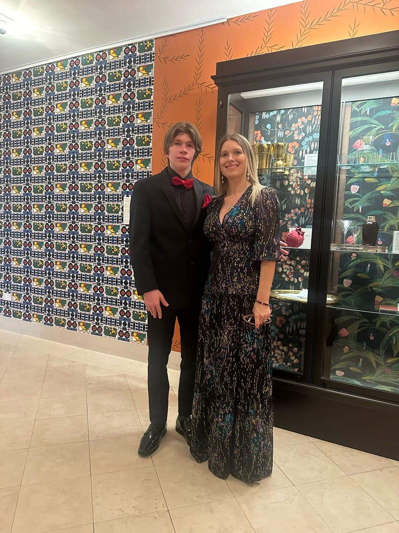 review thumbnail images 11