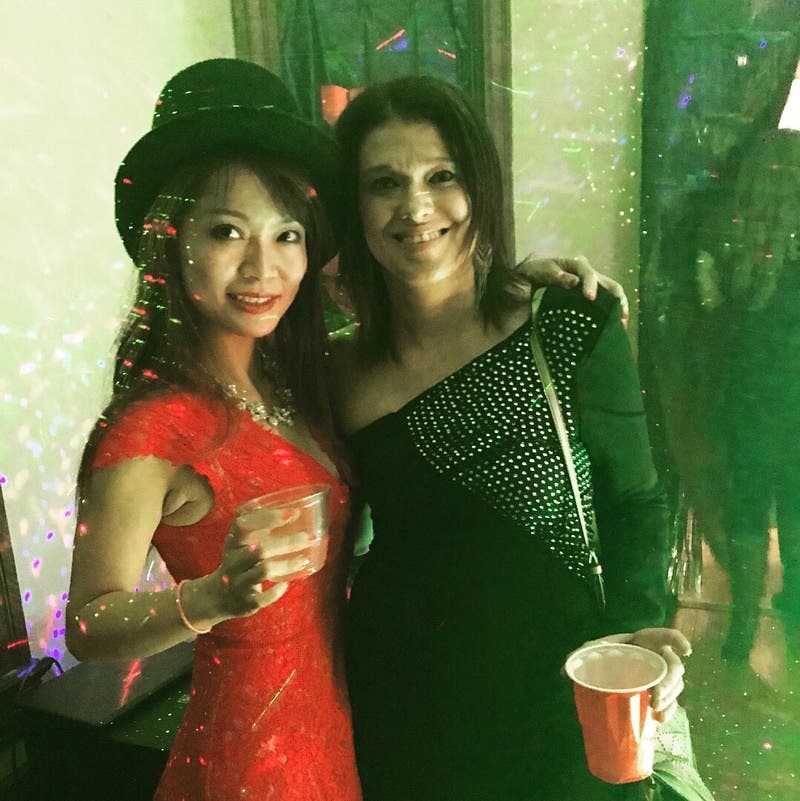 review thumbnail images 2