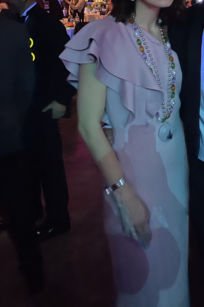 review thumbnail images 16