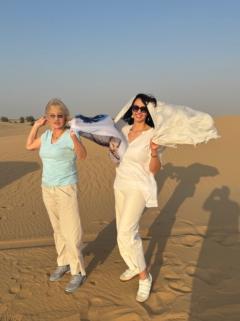 review thumbnail images 2