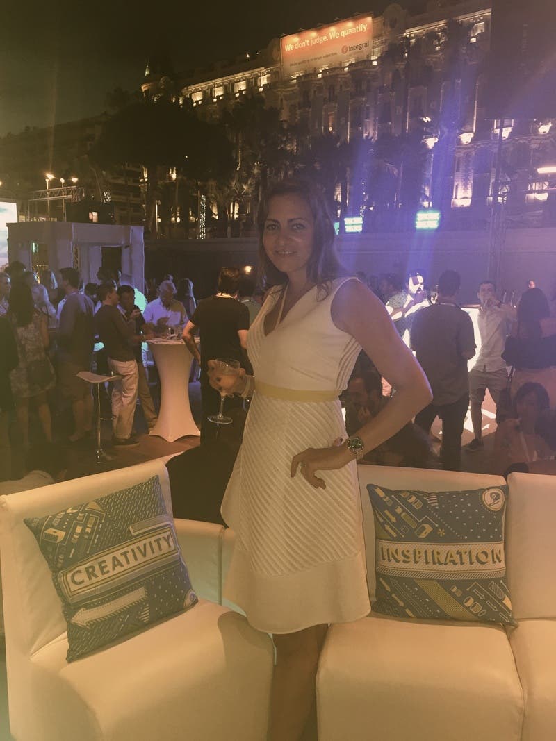 review thumbnail images 16