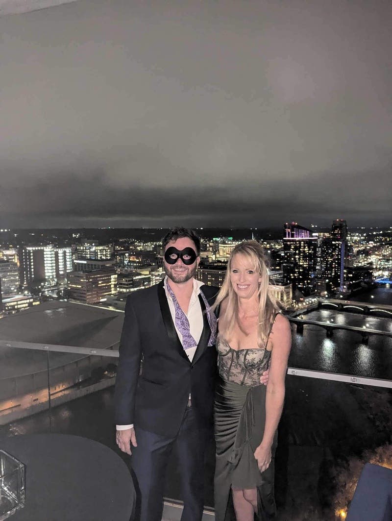 review thumbnail images 1