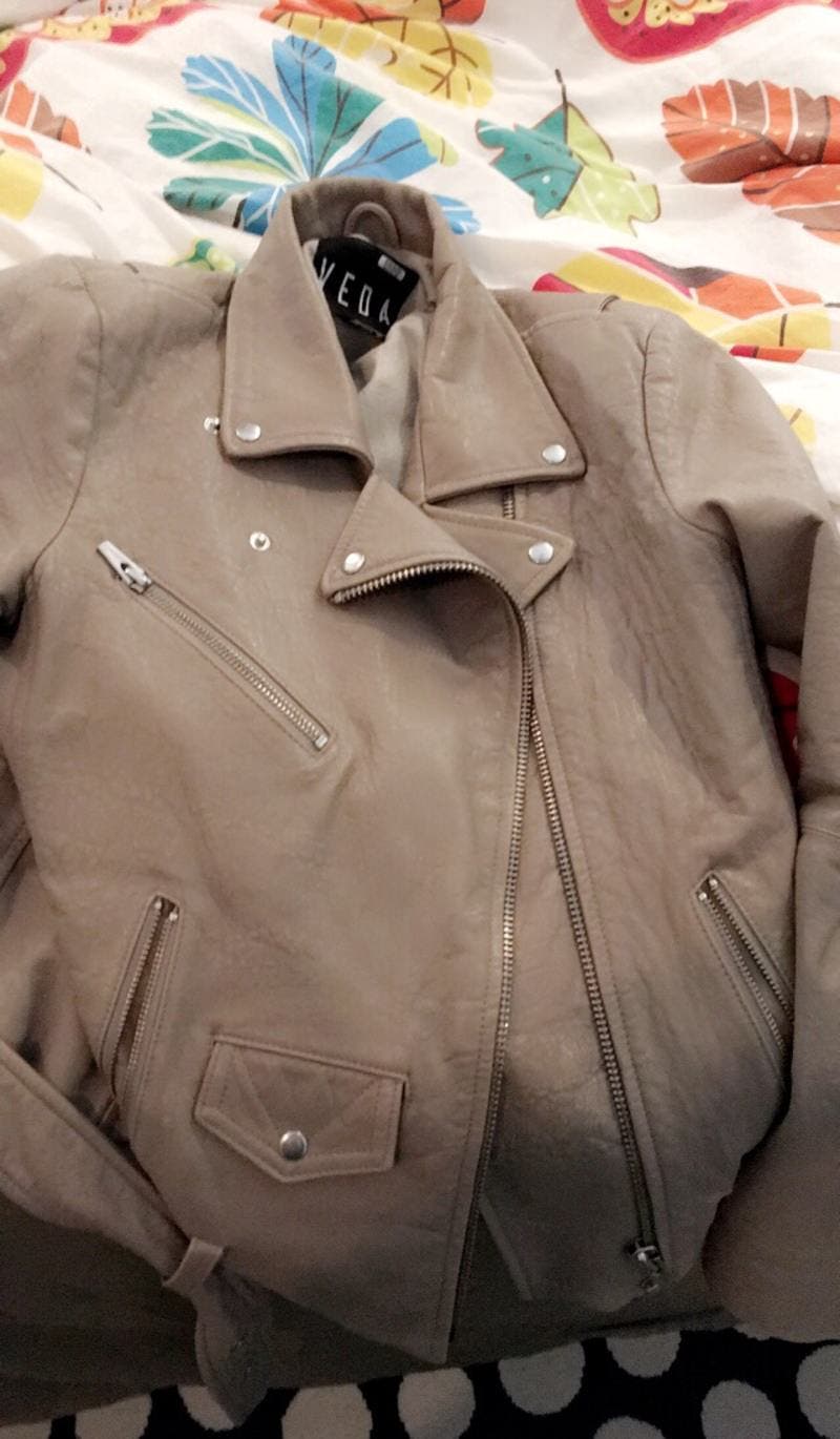 review thumbnail images 0