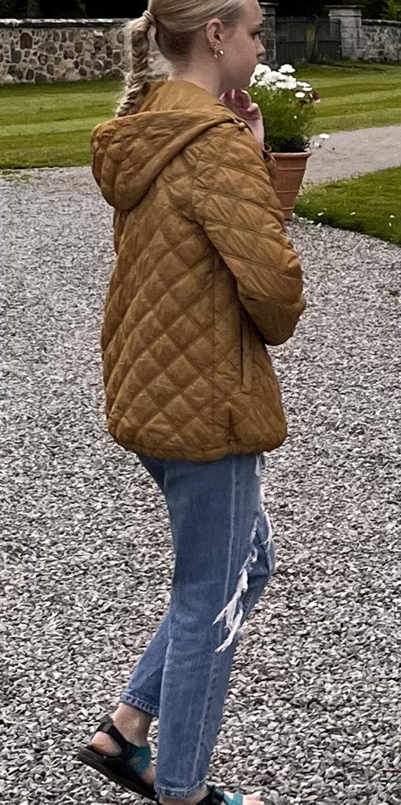 review thumbnail images 2