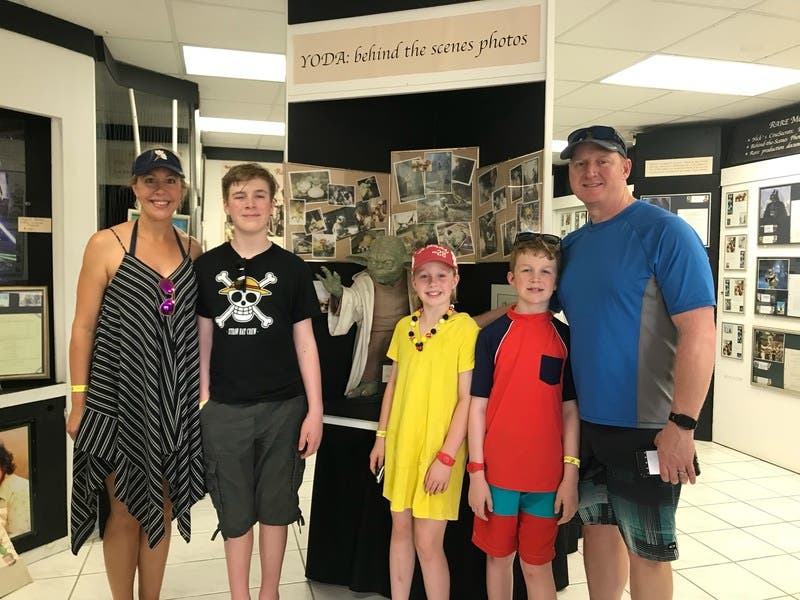 review thumbnail images 0