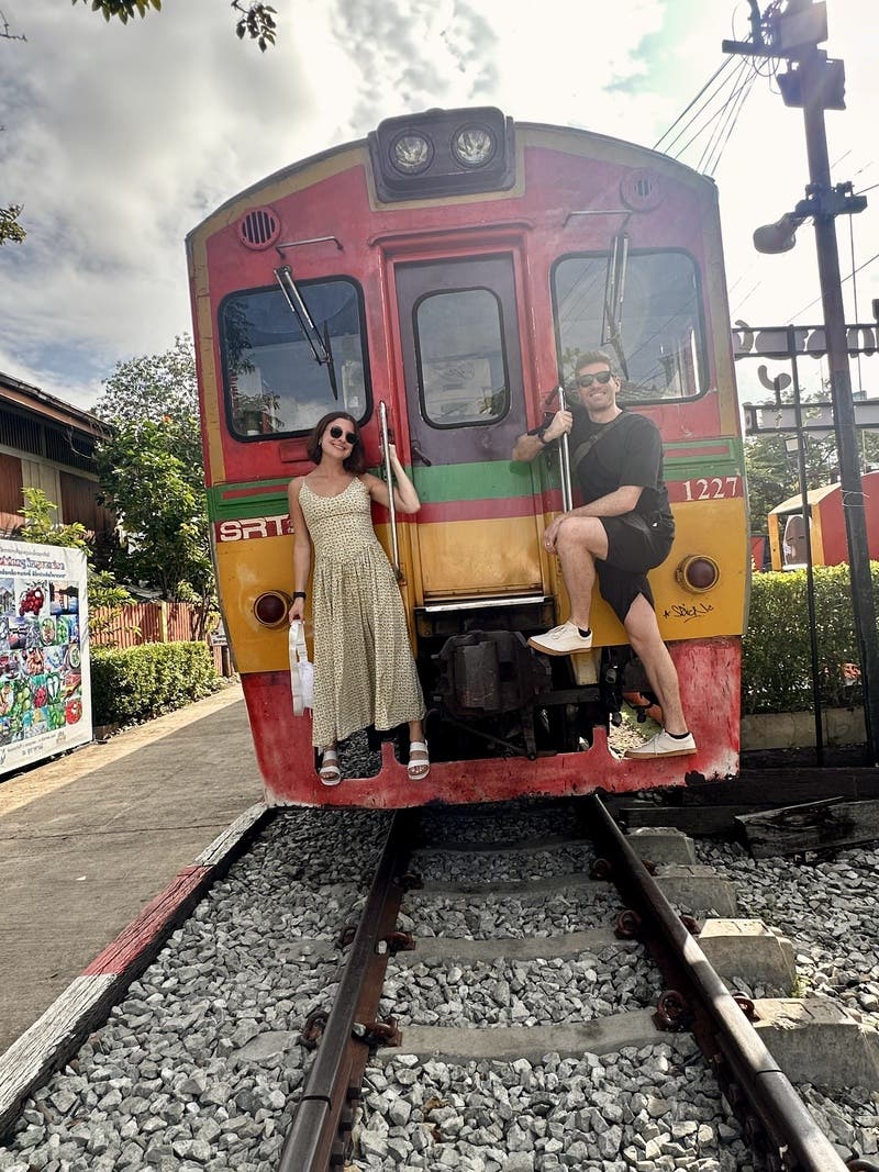 review thumbnail images 0