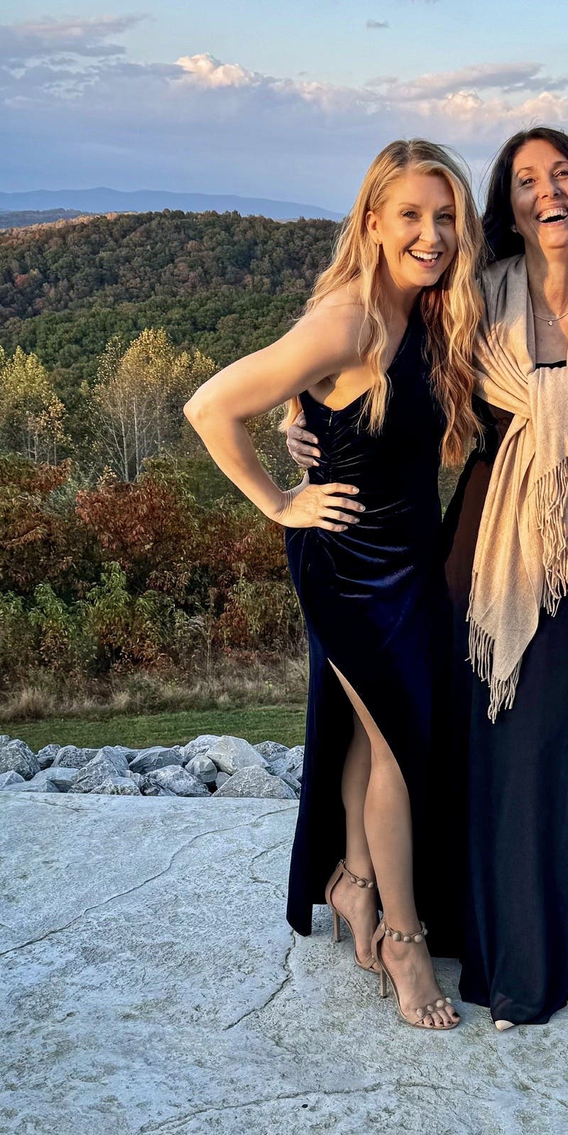 Lora