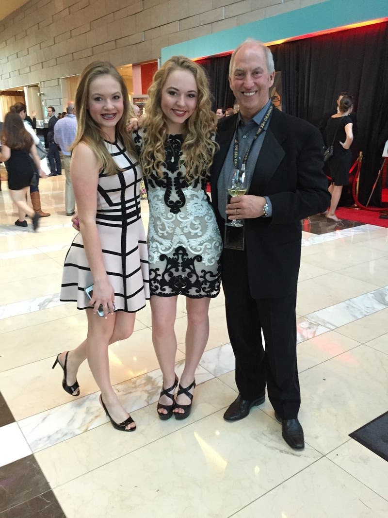 review thumbnail images 0