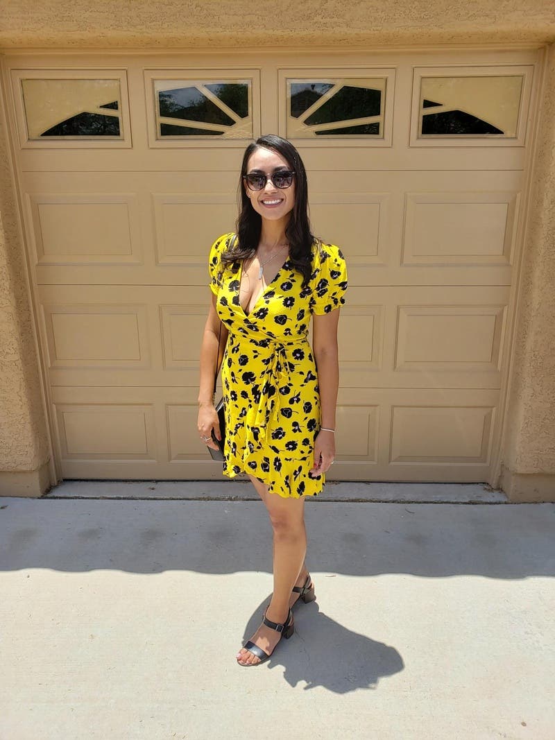 【完売必至】DIANE von FURSTENBERG Emiliaラップミニドレス Emilia Wrap Dress by Diane von Furstenberg | Rent the Runway