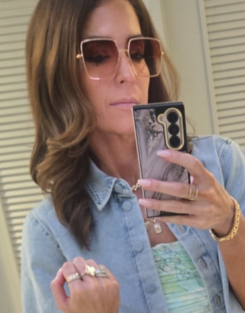 Suzanne