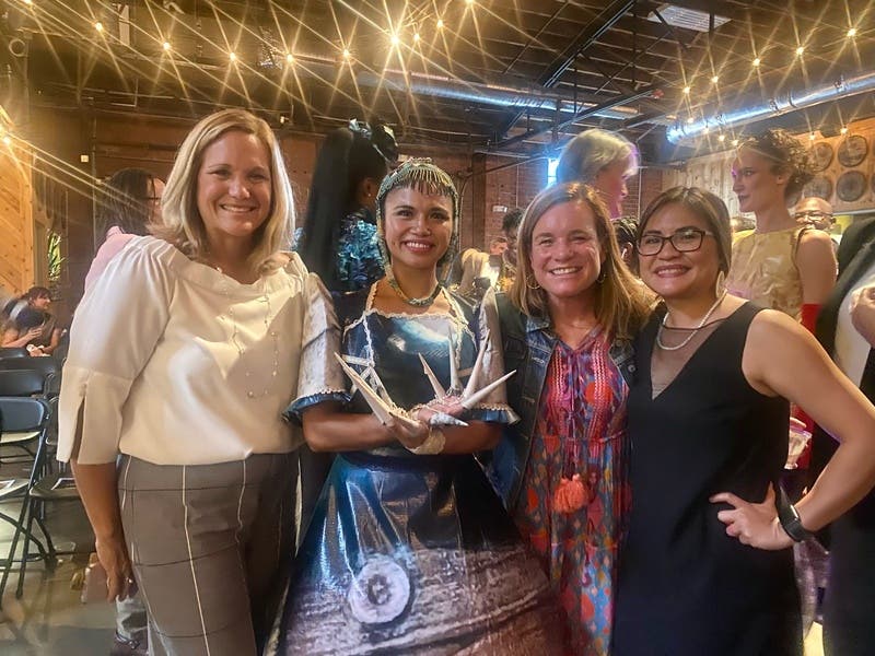 review thumbnail images 1