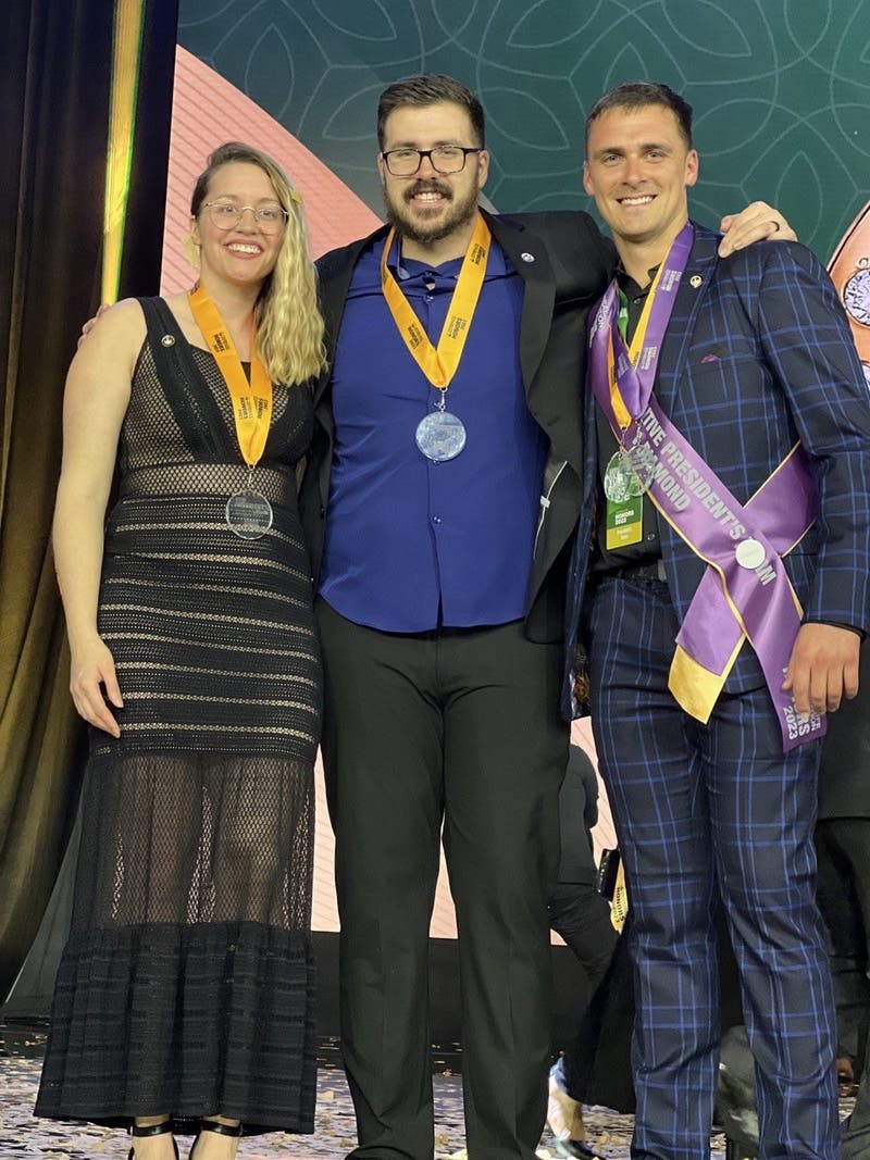 review thumbnail images 0