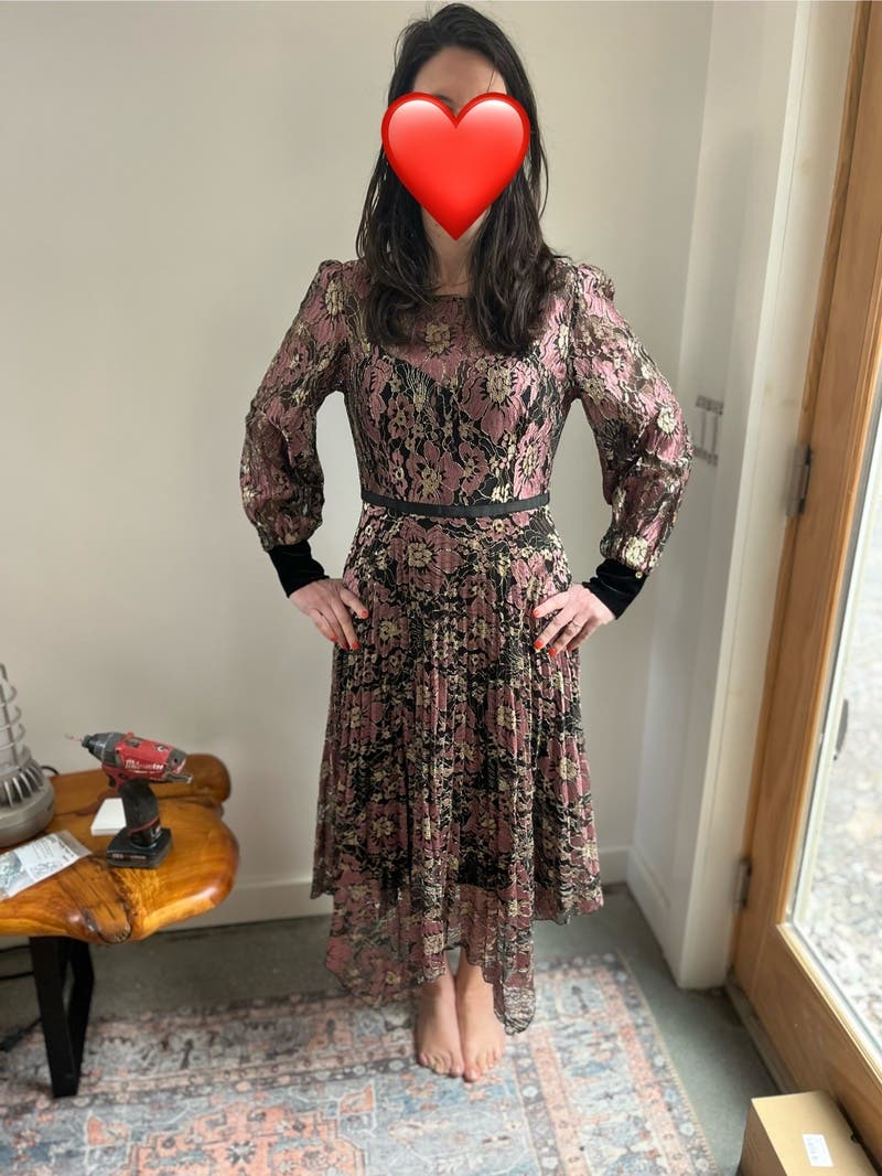 ワンピース Lace-Trimmed Pleated Long Dress 0400020598188_MIST?wid=600&hei