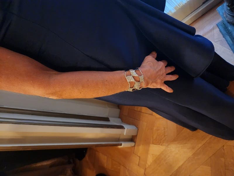 review thumbnail images 1