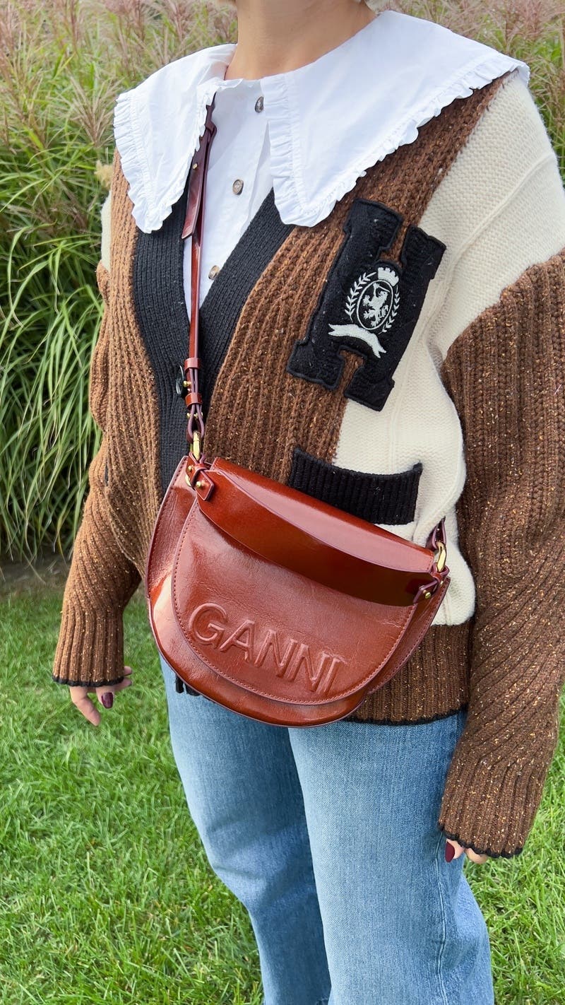 【GANNI】A4476801 BANNER SADDLE TOTE BAG Banner Saddle Bag by GANNI | Rent the Runway