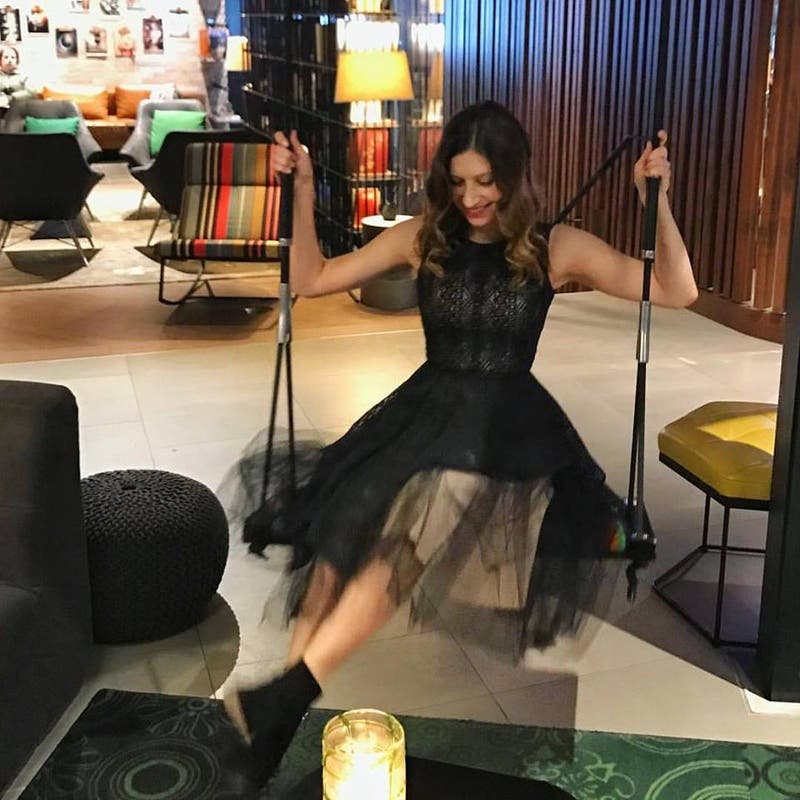 review thumbnail images 4