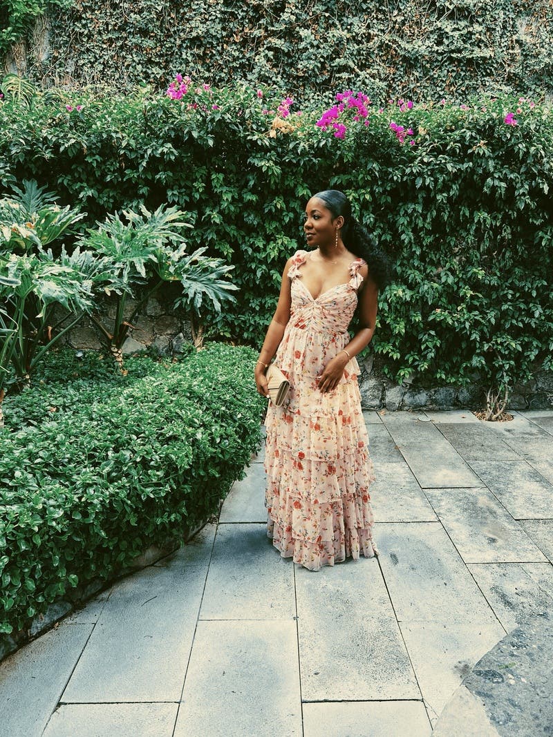 関税送料込【MAC DUGGAL】ロング ワンピース 花柄 フリル ピンク Pink Ruffled Floral Gown by Ieena for Mac Duggal | Rent the