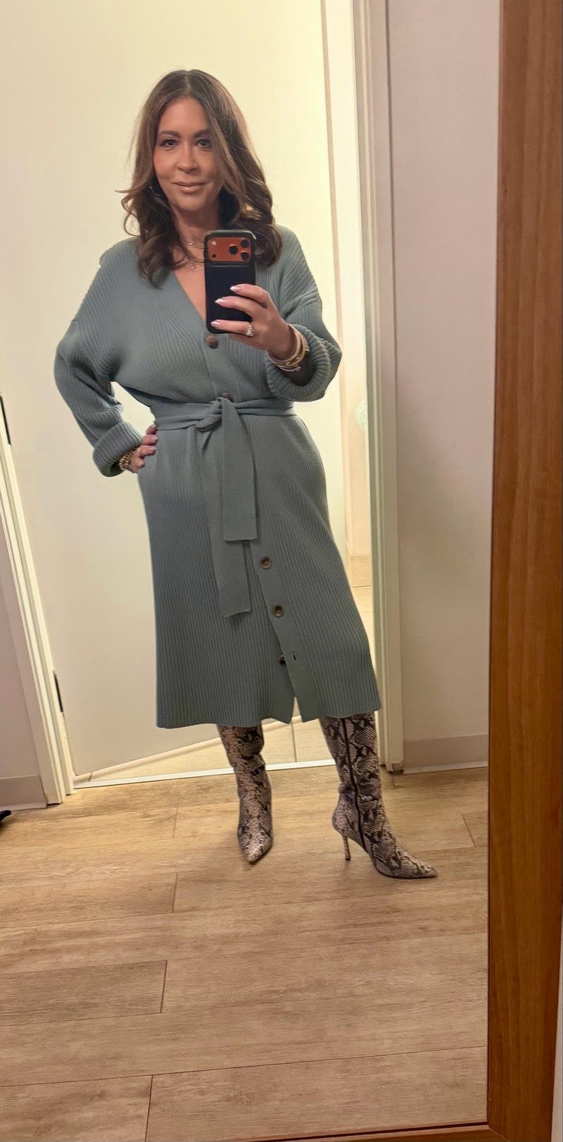 review thumbnail images 0