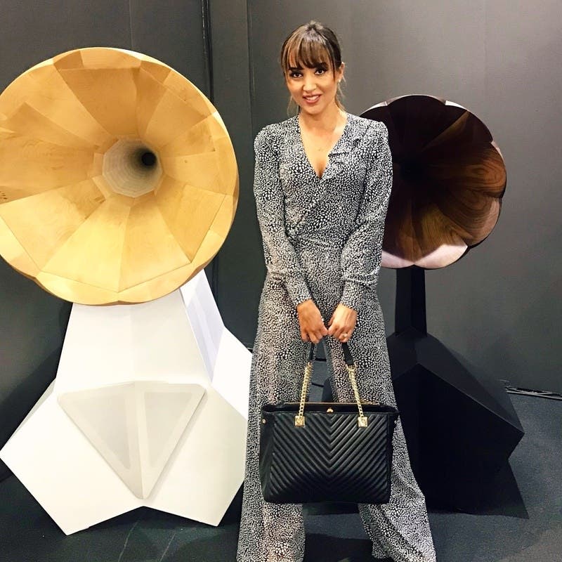 review thumbnail images 14