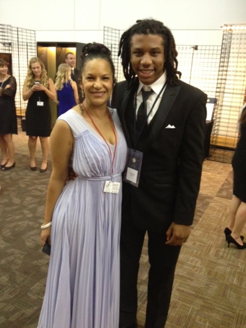 review thumbnail images 5