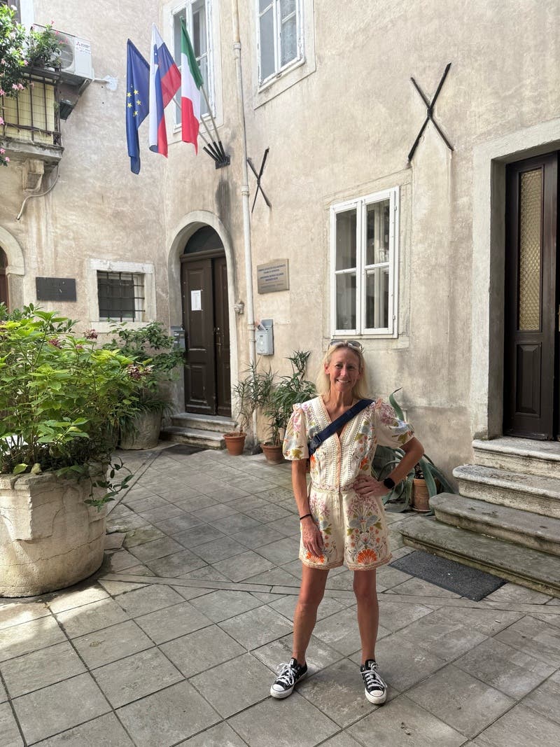 review thumbnail images 16