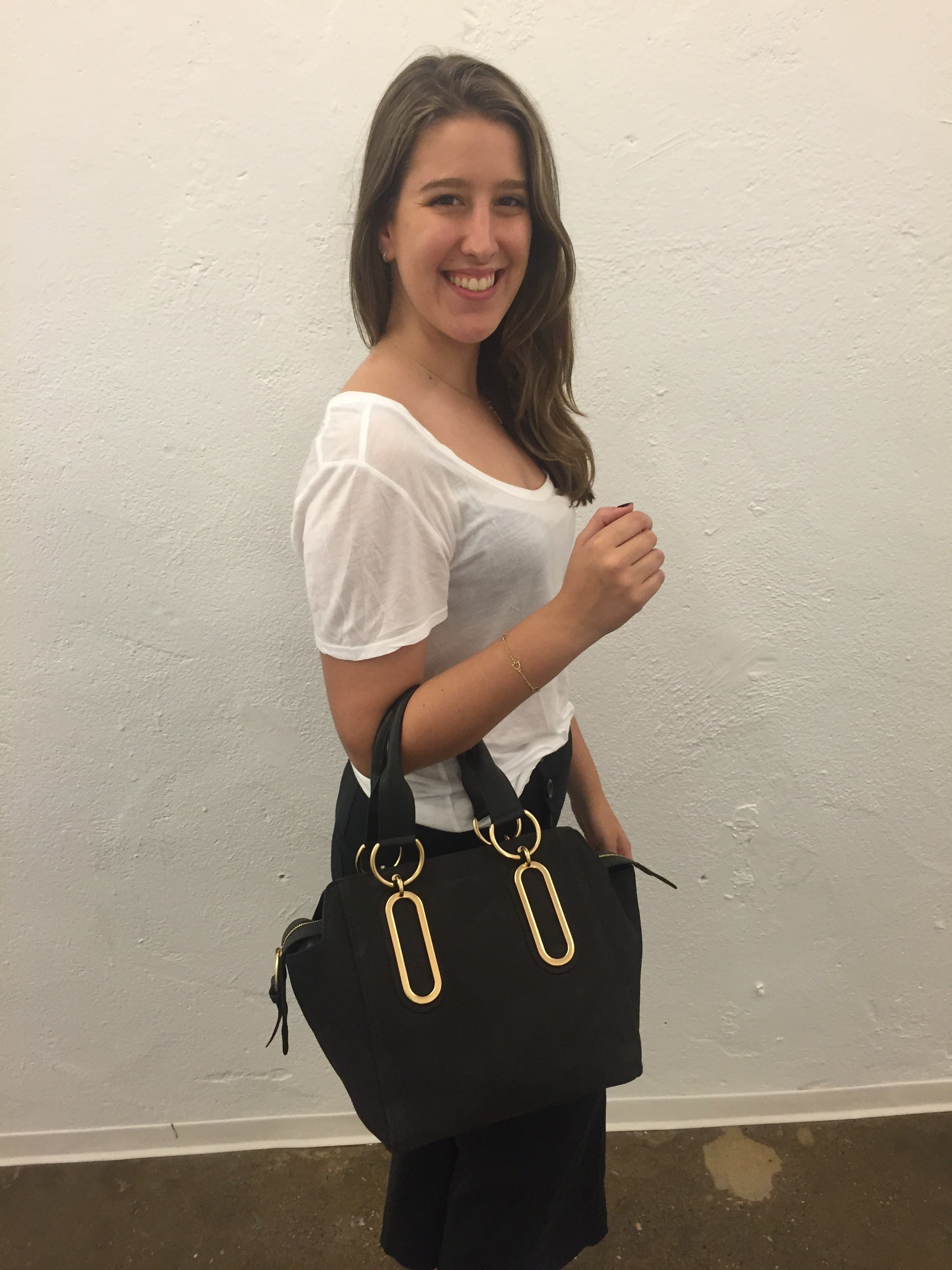 のも様。SEE BY CHLOE See by Chloé Pink Hana Half-Moon Bag See by Chloe