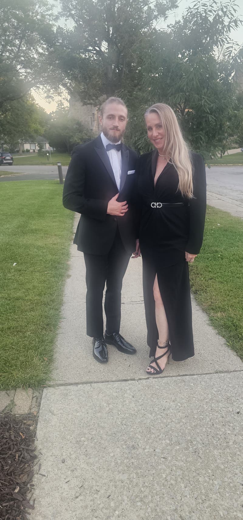 review thumbnail images 2